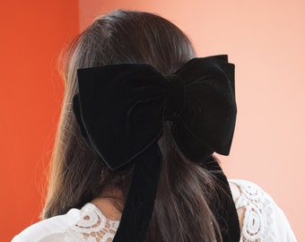 Oversized hair bow tie for women with detachable tail