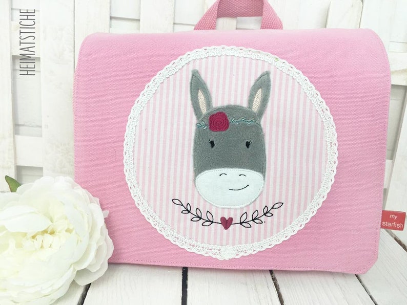 Donkey Polli 16x26 embroidery file