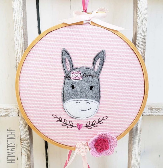 Donkey Polli 16x26 embroidery file