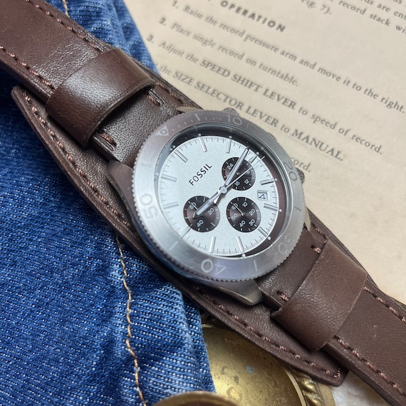 Y2K Leather Fossil Watch