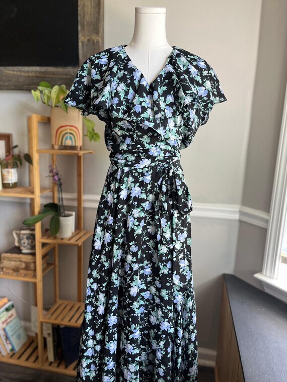 Vintage 90s Wrap Maxi Dress Floral Ruffle Size Medium