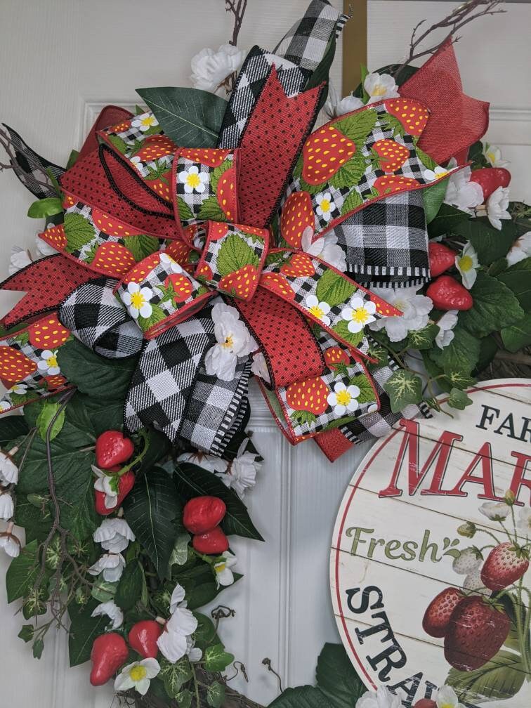 Farmhouse Wreath Strawberry Wreath Summer Wreath Farmers - Etsy