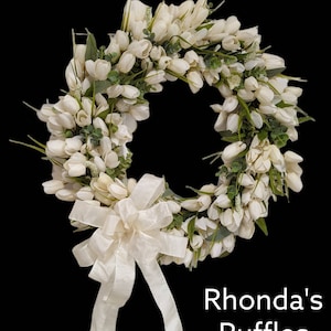 Tulip Wreath, Cream Tulip Wreath, Mother&#39;s Day Gift, Spring Wreath, Summer Wreath, Front Door Wreath, Mother&#39;s Day Wreath, Wedding decor