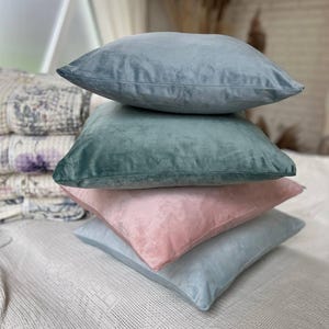 Velvet Square Pillow Cover – Soft Throw Pillow Case for Sofa or Bed, Modern Decorative Cushion Cover