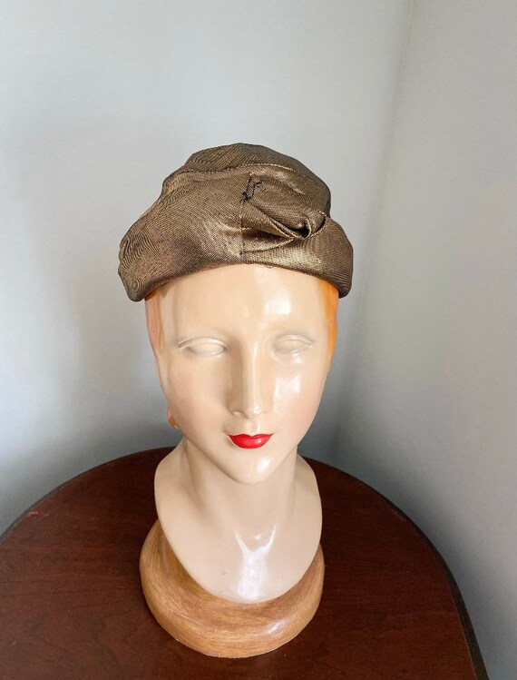 Vintage 1940s Gold Lame Turban hat/New York Creat… - image 4