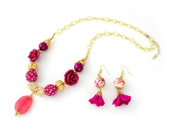 Pink Rose Garden Party Necklace Set