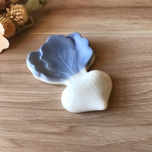Lindo suporte para pauzinhos Hashioki japonês em formato de nabo, cor azul pastel, elegante suporte para talheres