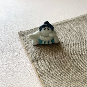 Miniature Art Kawaii Puissant lutteur de Sumo qui soutient puissamment vos stylos et couverts, Tenez vos notes et cartes de visite Hashioki