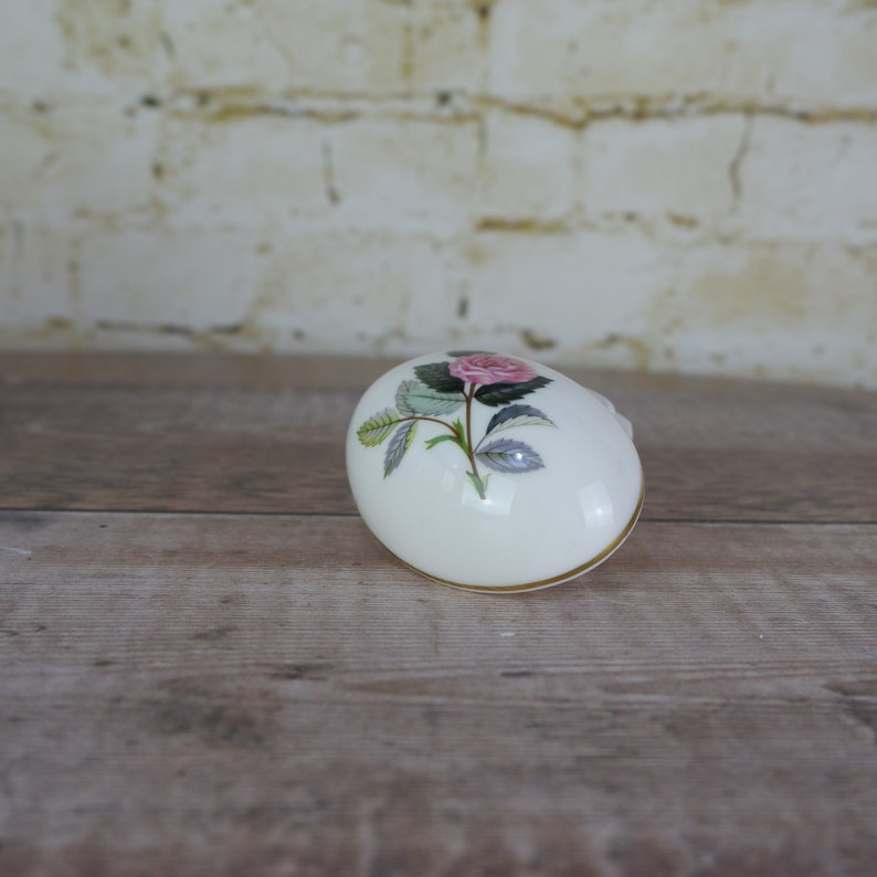 Vintage Wedgwood Egg Trinket Pot