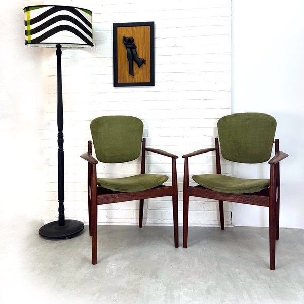 Danish Design Arne Vodder Chairs