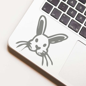 SET DI 2 x Adesivo in vinile a forma di coniglietto - Adesivo coniglio - Adesivo per Macbook a forma di coniglietto - Trasferimento in vinile per laptop - Adesivo per paraurti