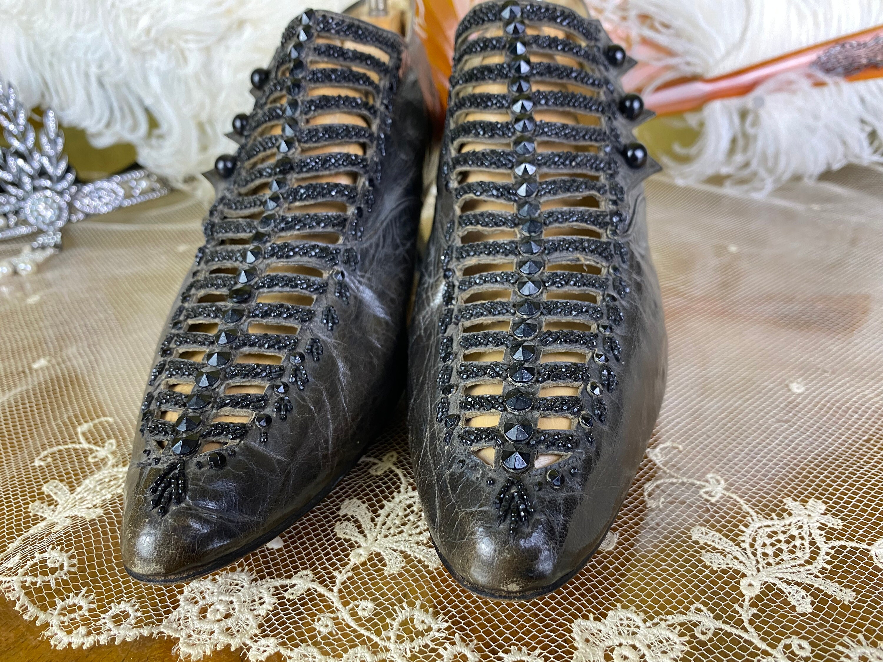 1898 Evening Shoes, antique shoes, antique pumps, antike Abendschuhe, antike Schuhe