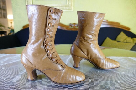 1905 Petite Button Boots, Antique Boots, Antike Stiefel, Knopfstiefel