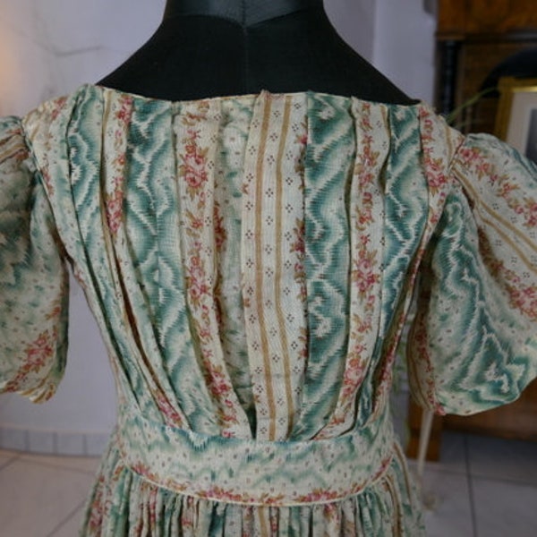 1856 Girl's Dress, Victorian children's dress, antique childrens dress, antique girl's gown, antikes Kinderkleid