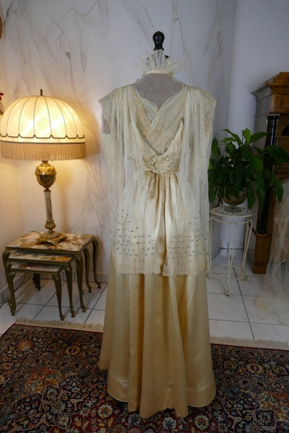 1915 HUGHES & STARNES Wedding Dress, antique dres… - image 6