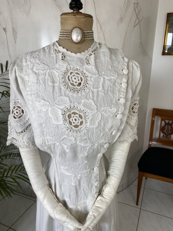 1910 Embroidered Linen Afternoon Dress, antique dr