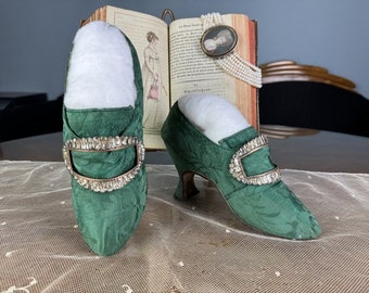 Chaussures rococo des années 1780, chaussures anciennes, escarpins anciens, antike Schuhe, Rokoko, mode rococo