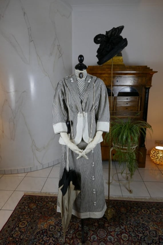 1911 Bord de mer dress, antique beach promenade dr