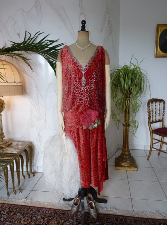 Buy 1926 House of Worth Dvor Velvet Evening Dress, Antique Paris Gown Online in India - Etsy Buy 1926 House of Worth Dvor Velvet Evening Dress, Antique Paris Gown Online in India - Etsy