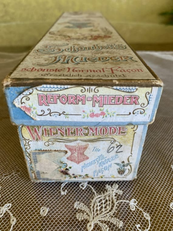 1895 WIENER MODE Corset Box, antique corset box, … - image 6