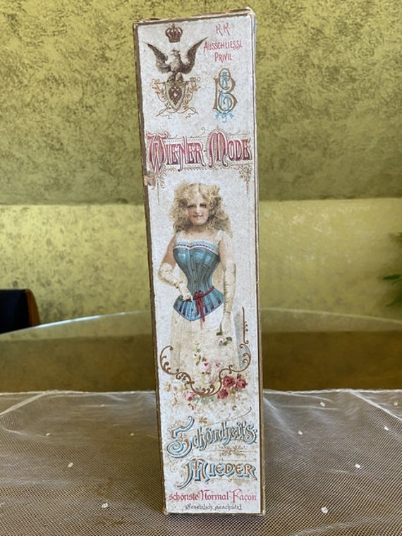1895 WIENER MODE Corset Box, antique corset box, … - image 2