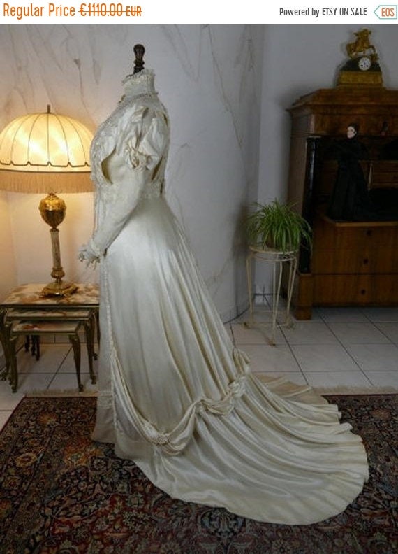 ON SALE 1908 Wedding Dress, antique dress, antique
