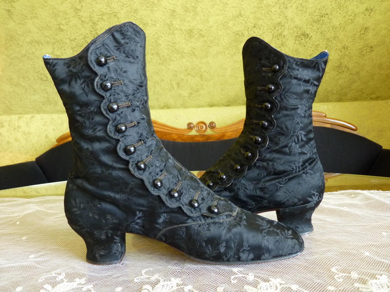 evening boots