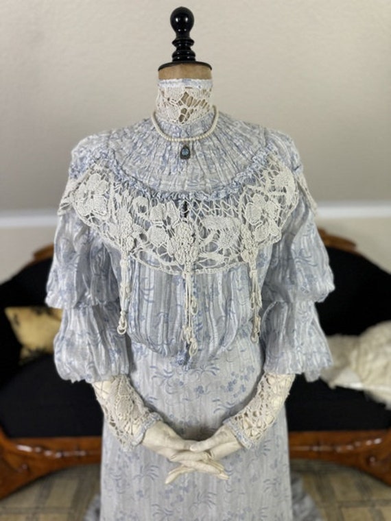Ancienne robe hotsell