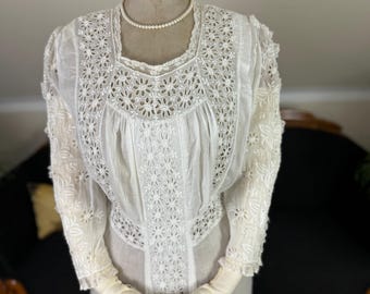 Antieke edwardiaanse katoenen lingeriejurk, wit borduurwerk, ca. 1913