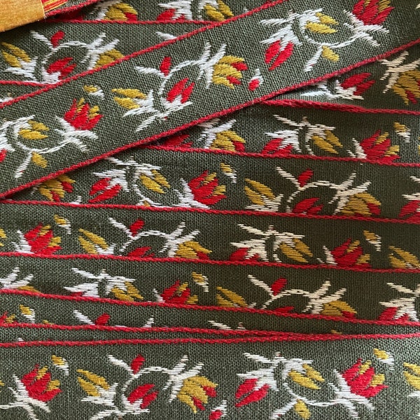 1 Yard Gray Red Rose Embroidered Trim Ribbon