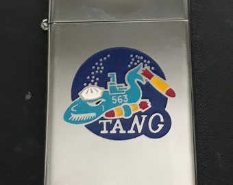 コレクション Zippo Lighter:Fishing Addict Nijimasu Zippo Lighter: Fishing, Jumping Bass - Brushed Chrome 78663