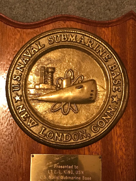US Naval Submarine Base New London Conn Brass Plaque -  UK