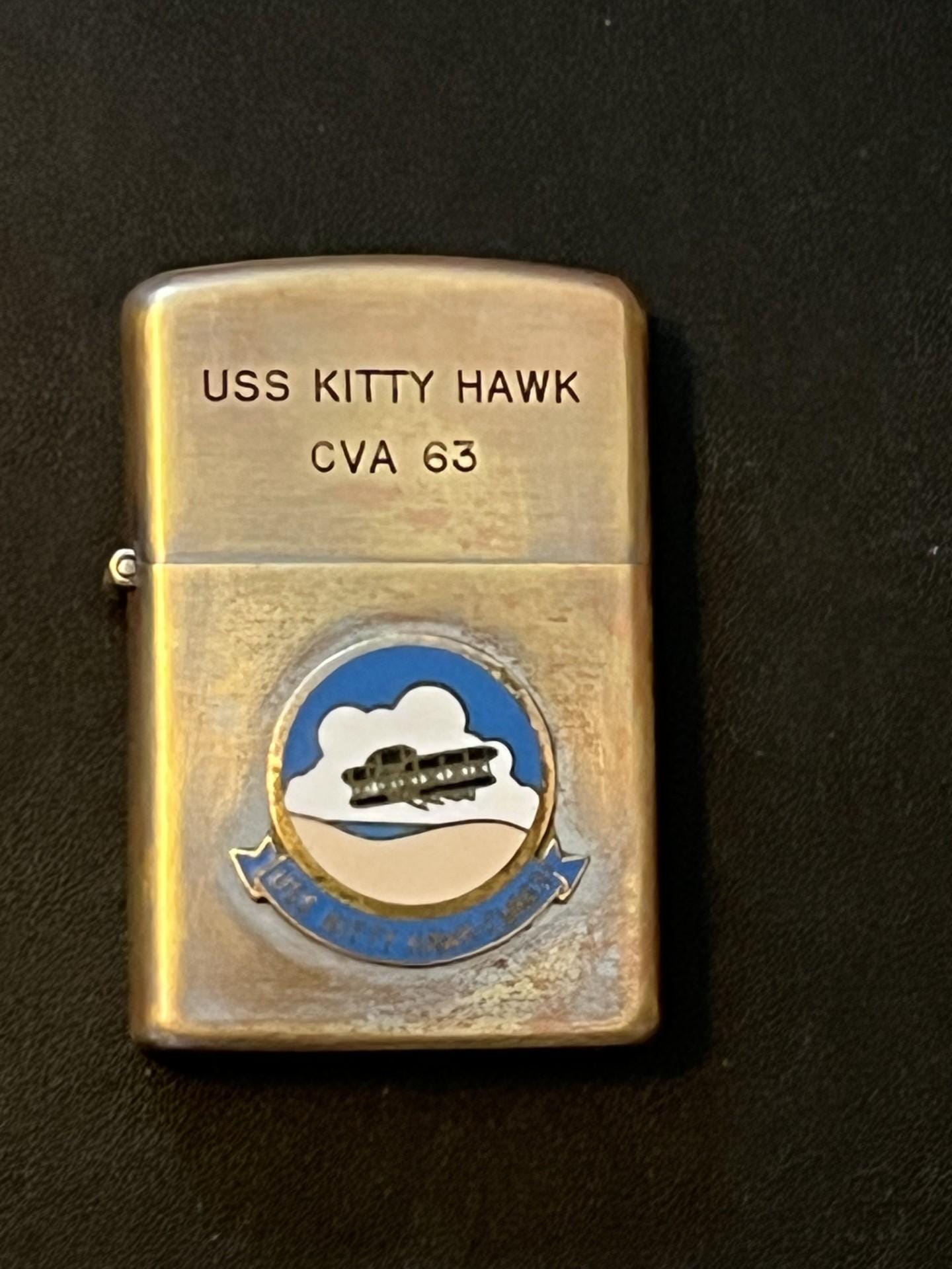 その他 USS KITTY HAWK CV-63 Zippo ZIPPO USS KITTY HAWK CV-63 VINTAGE 1983 SLIM LIGHTER W