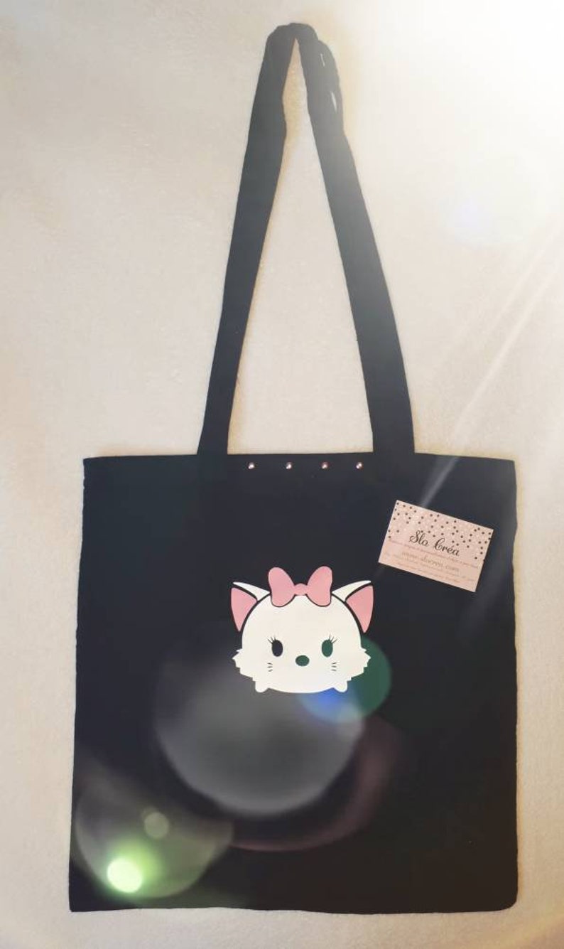 Tote bag adorned with a cat free shipping Slocrea