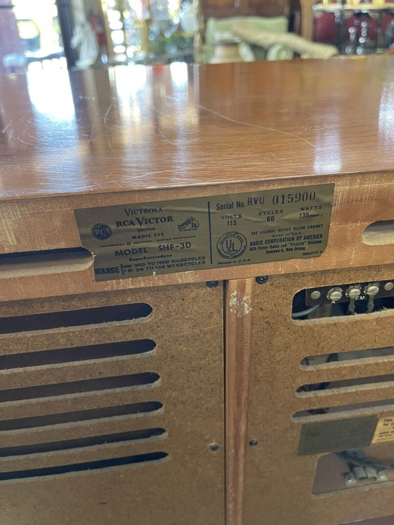 Rare -RCA Victor High Fidelity Model Shf-3d Stereo Radio