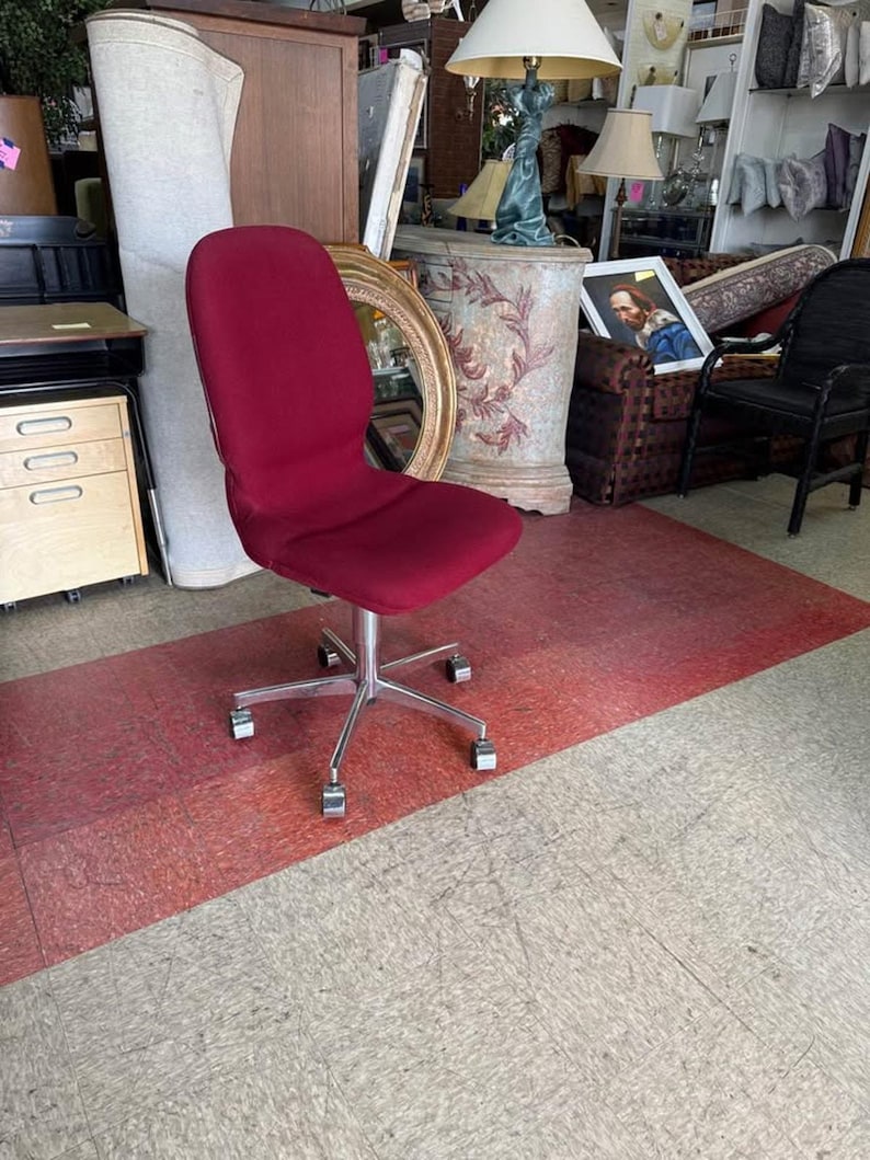 25% OFF - Steelcase super comfortable task office chair image 1