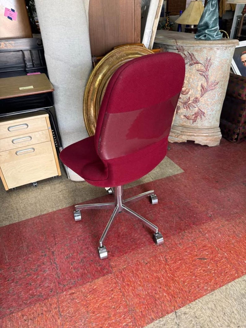 25% OFF - Steelcase super comfortable task office chair image 4