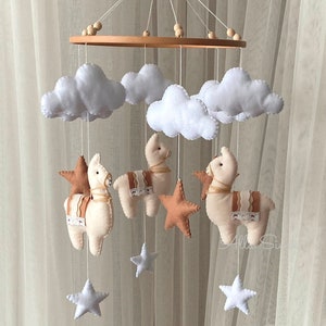 Llama crib mobile, Baby mobile girl boho, Llama mobile, Baby mobile neutral gender, Alpaca mobile, Neutral crib mobile