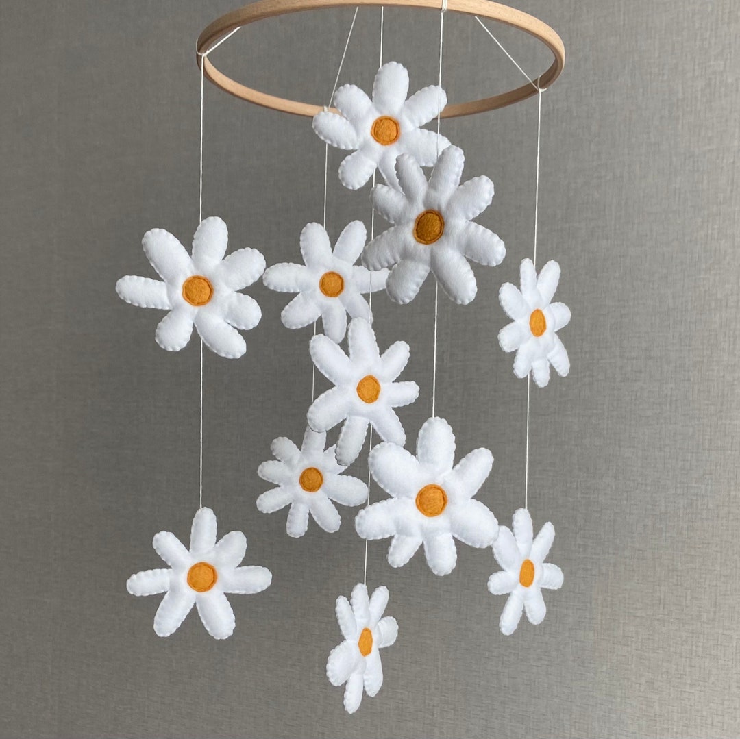 Baby Mobile Neutral, Daisy Nursery Mobile, Flower Mobile, Baby Girl