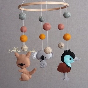 Nursery cot mobile Baby mobile Australia Kangaroo mobile Australian mobile Koala mobile Emu Kangaroo nursery decor Australian animals mobile