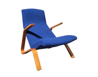 An early mid-century modern Eero Saarinen Grasshopper chair for Knoll