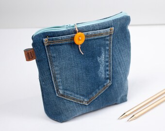 Blue Zipper Pouch // Gadget Bag // Cosmetic Pouch // Pencil Case