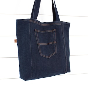 Jean Pocket Tote Bag // Market Shopping Bag // Eco-friendly Denim Shoulder Purse // Upcycled Blue Jeans