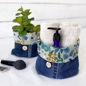 Catch All Bins Ensemble de 3 // Floral, Plaid, Rayures // Panier de plantes en tissu // Bac organisateur maison // Organisateur d’entrée // Denim recyclé