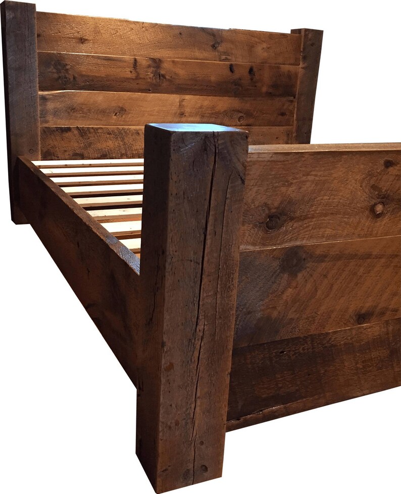 Bedroom Furniture Beam Post Bed Reclaimed Wood Bed Wood Furniture rustic bed Solid Wood Platform Bed Farmhouse Bed