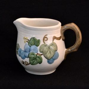 Metlox Sculptured Grape, CREAMER, Vintage California Pottery Poppytrail Vernon grapes leaves blue green Made in USA