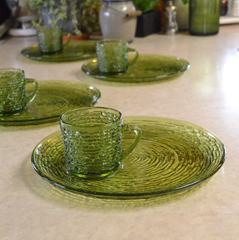 3015 Soreno Avocado Green SNACK SET Anchor Hocking footed cup plate luncheon snack tray midcentury Made in USA pressed glass free shipping