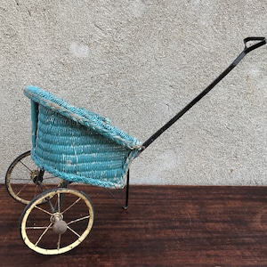 ヴィンテージ ドール ベビーカー 塗装済み 籐製 ベビーベア キャリッジ 乳母車 バギー プル トイ ペティグルー コレクション