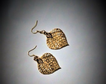 Earrings, Gold earrings, drop earrings, Gold leaf earrings, Fashion earrings, Leaf earrings, Deco earrings, Nature earrings