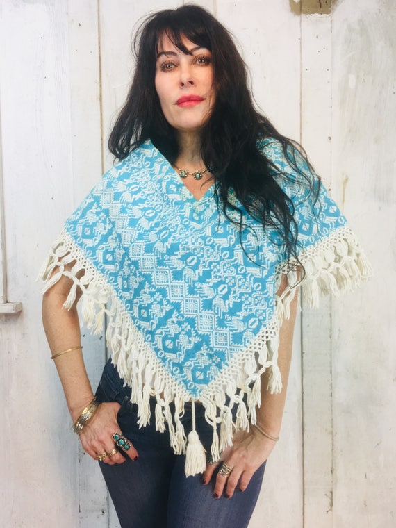 Vintage Mexican Poncho//Embroidered Turqouise Ponc